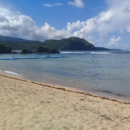 Josurfinn, Puraran Beach Baras  Extérieur photo