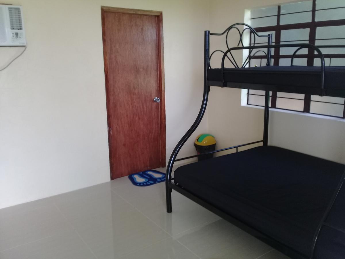 Josurfinn, Puraran Beach Baras  Extérieur photo