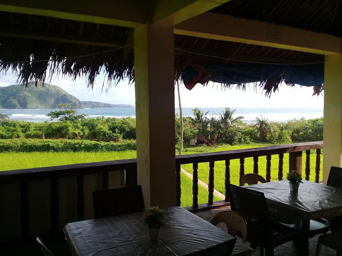 Josurfinn, Puraran Beach Baras  Extérieur photo